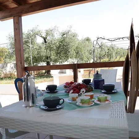 Mele Ferienhaus Lido Marini