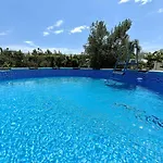 Semesterbostad Mele Lido Marini