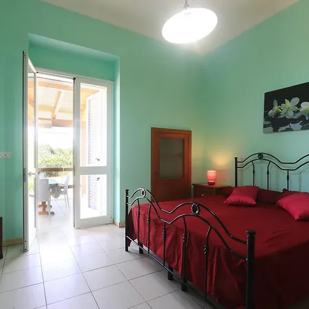 Mele Lido Marini